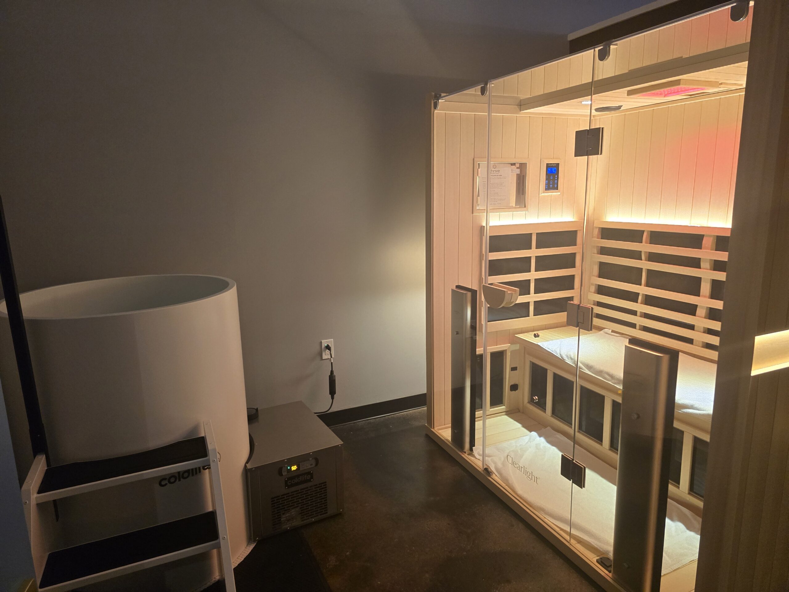 contrast room
